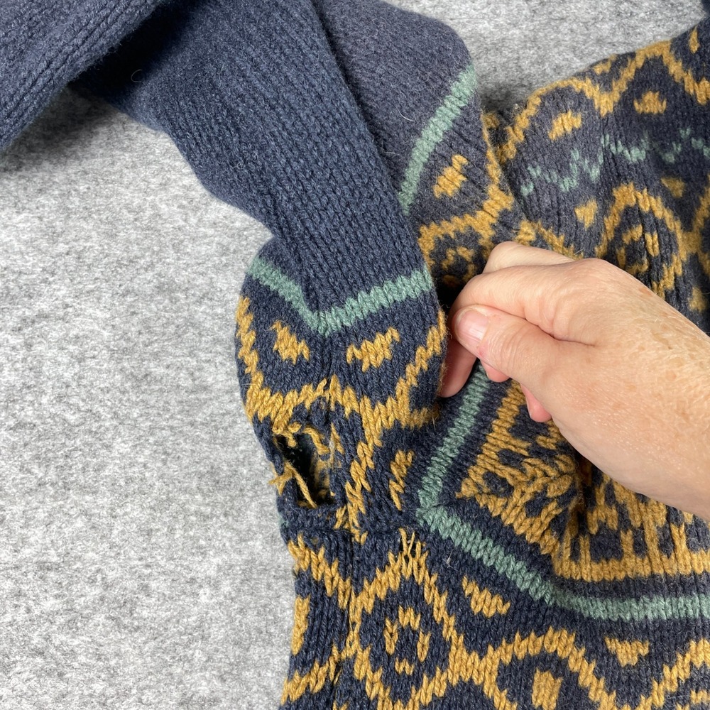 L.L. Bean Sweater Jacket Mens XXL Blue Fair Isle Lambs Wool Full Zip Scratchy - Picture 6 of 9